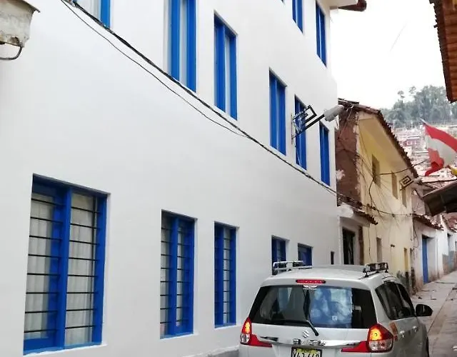 Samana House